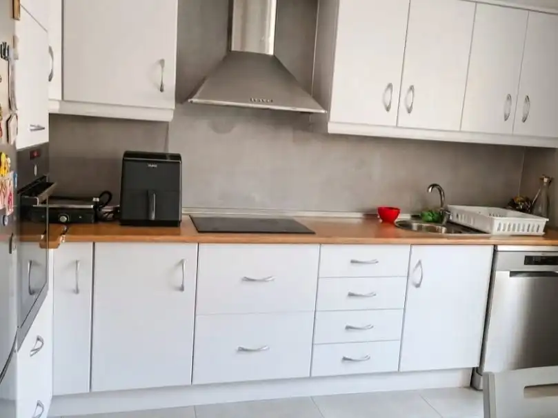 Flat for sale in Carrer la Manxa, 38, Petrer Kitchen of Flat for sale in Petrer with Air Conditioner and Balcony