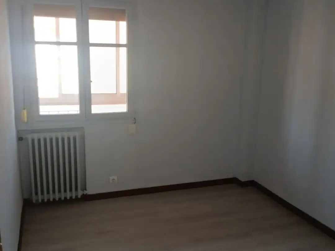 Flat for sale in Calle Gallo, 18, Valladolid Capital Bedroom of Flat for sale in Valladolid Capital with Terrace and Balcony