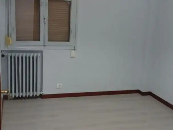 Flat for sale in Calle Gallo, 18, Valladolid Capital Bedroom of Flat for sale in Valladolid Capital with Terrace and Balcony