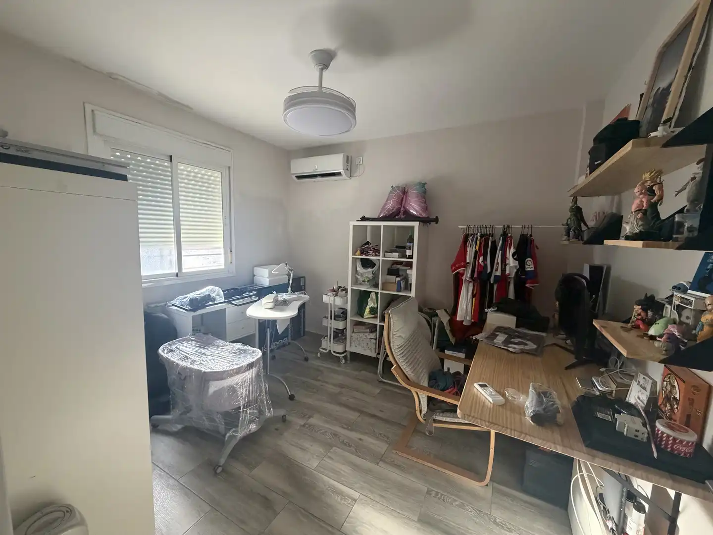 Ground floor for sale in Calle Almanzor, 14, Este - Alcosa- Torreblanca Bedroom of Ground floor for sale in Sevilla Capital with Air Conditioner and Terrace