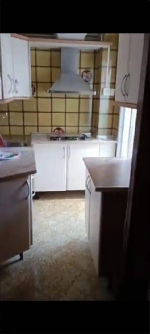 Wohnung zur Miete in Güéjar Sierra Küche von Wohnung zur Miete in Güéjar Sierra mit Abstellraum, Möbliert und Haustiere erlaubt