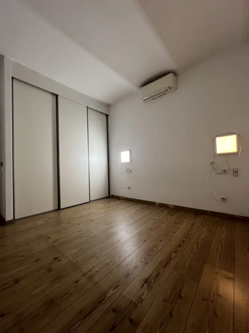 Flat for sale in Carrer D'anglí, 2, Les Tres Torres Bedroom of Flat for sale in Barcelona Capital with Air Conditioner and Balcony