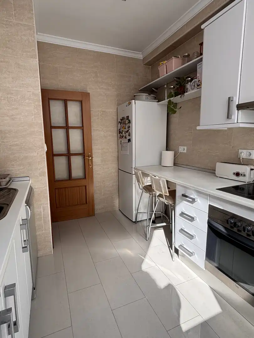 Room in Calle Castillo de Alcala de Guadaira, 6, Bami - La Estrella