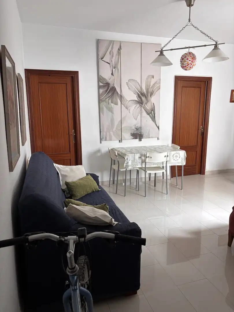 Room in Calle Castillo de Alcala de Guadaira, 6, Bami - La Estrella