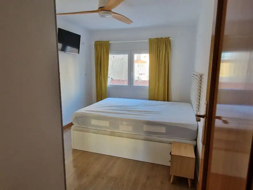 Habitación de Piso de alquiler en  Zaragoza Capital con Aire acondicionado