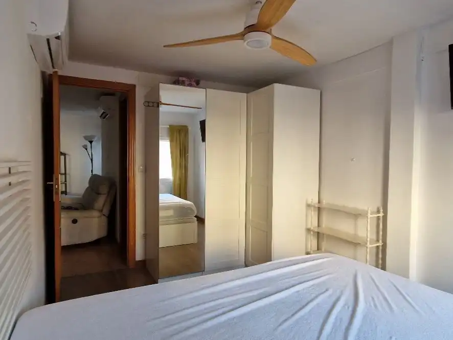 Habitación de Piso de alquiler en  Zaragoza Capital con Aire acondicionado