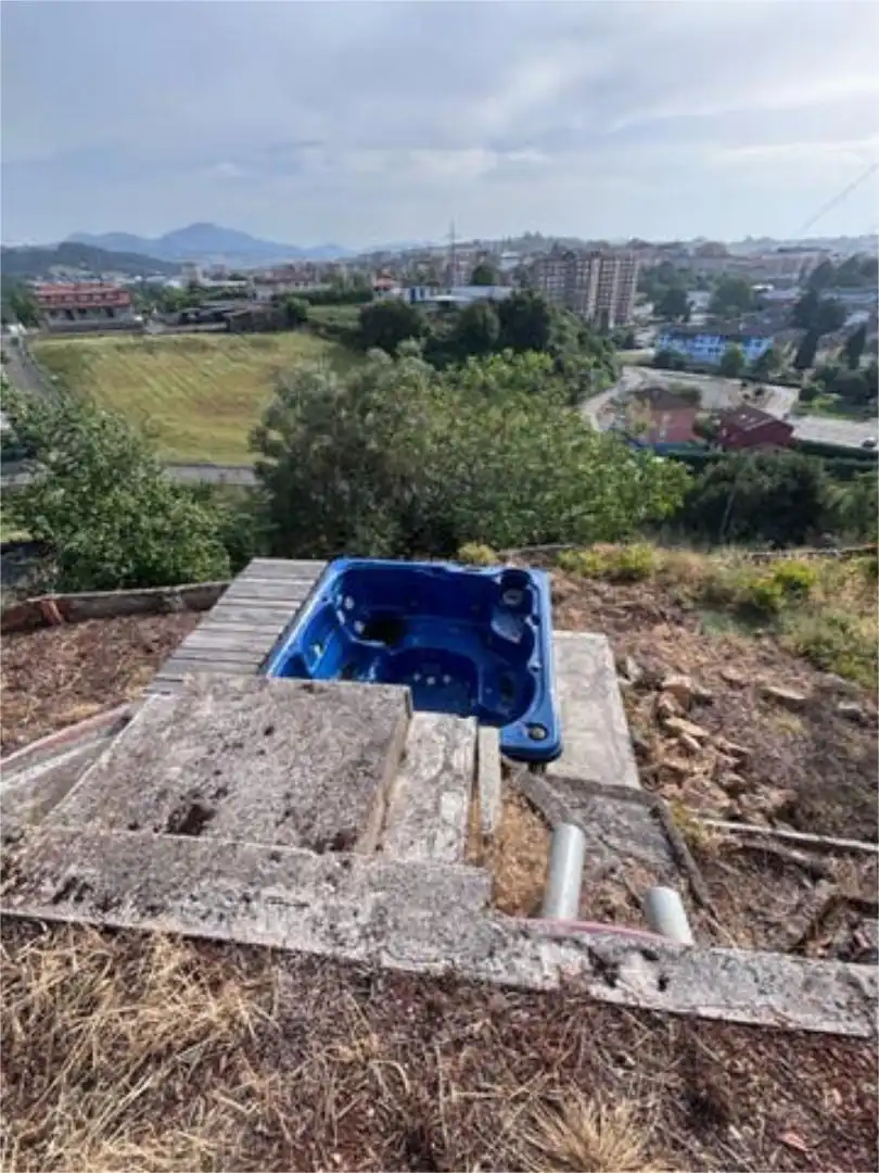 Houses for sale in Llaranes Swimming pool of Houses for sale in Avilés with Terrace