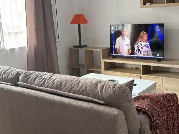 Piso de alquiler en Calle Enrique Granados, 8, La Reconquista - El Rosario Sala de estar de Piso de alquiler en Algeciras