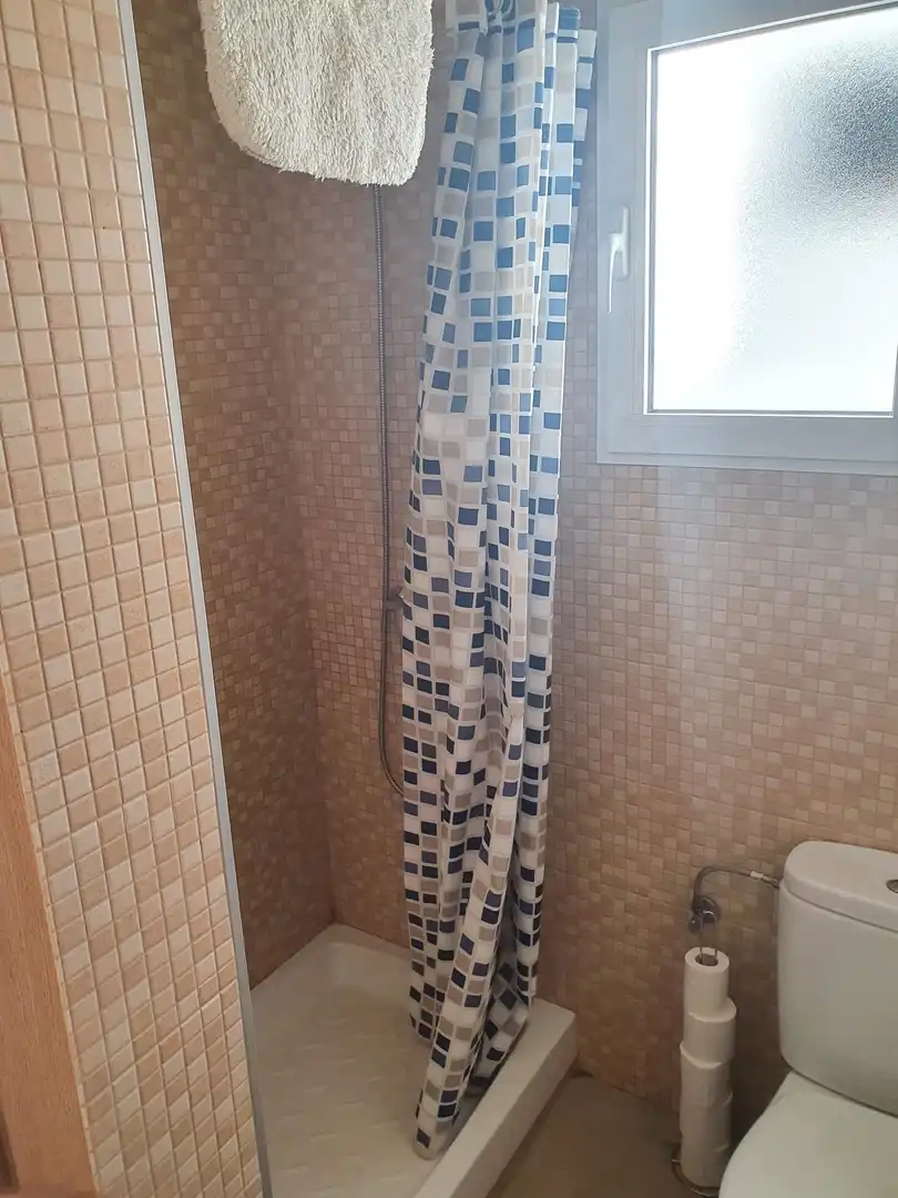 Bathroom of Flat for rent in San Vicente del Raspeig / Sant Vicent del Raspeig  with Air Conditioner and Furnished