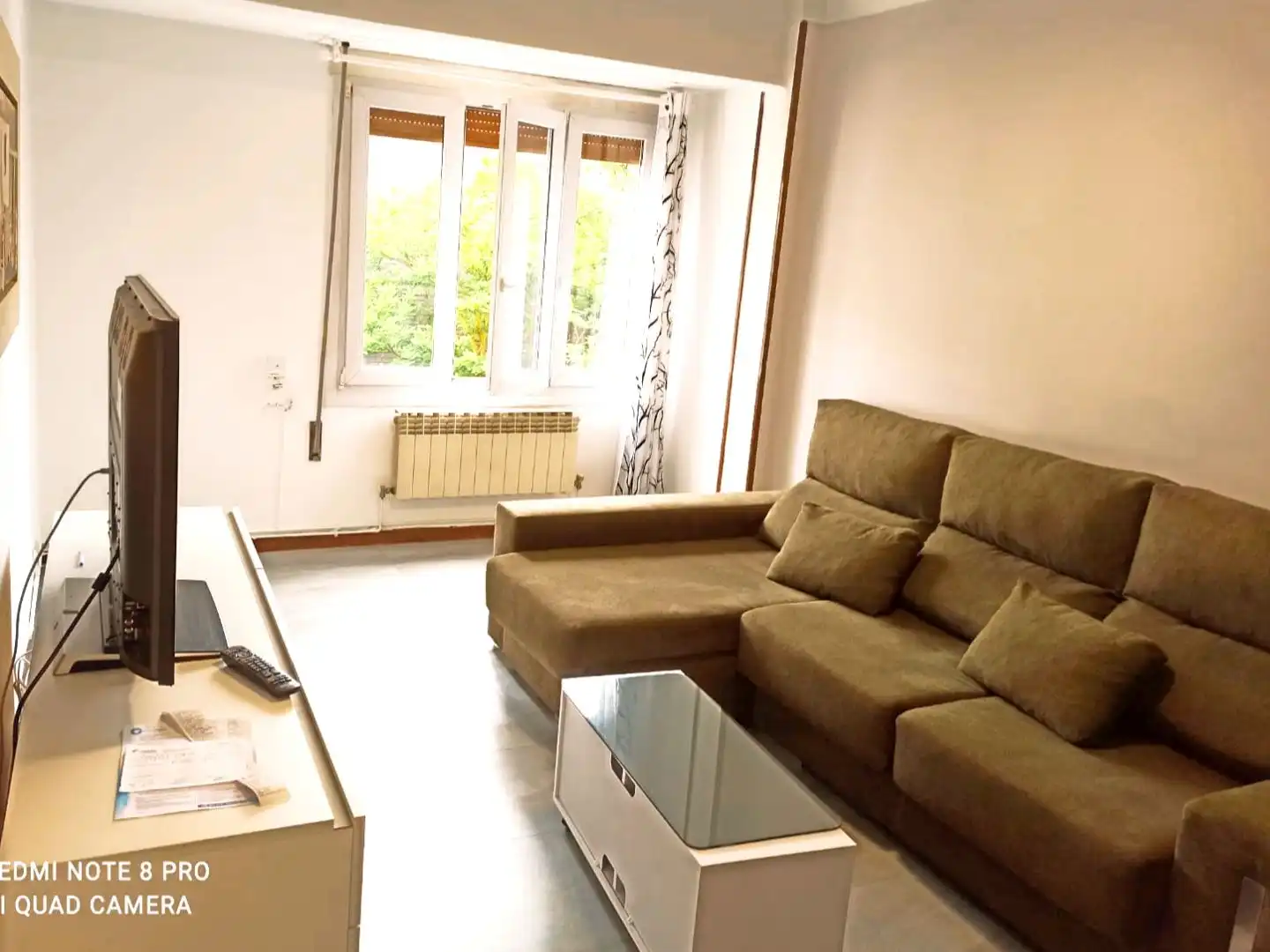 Living room of Flat for rent in Vitoria - Gasteiz  with Heating, Parquet flooring and Furnished