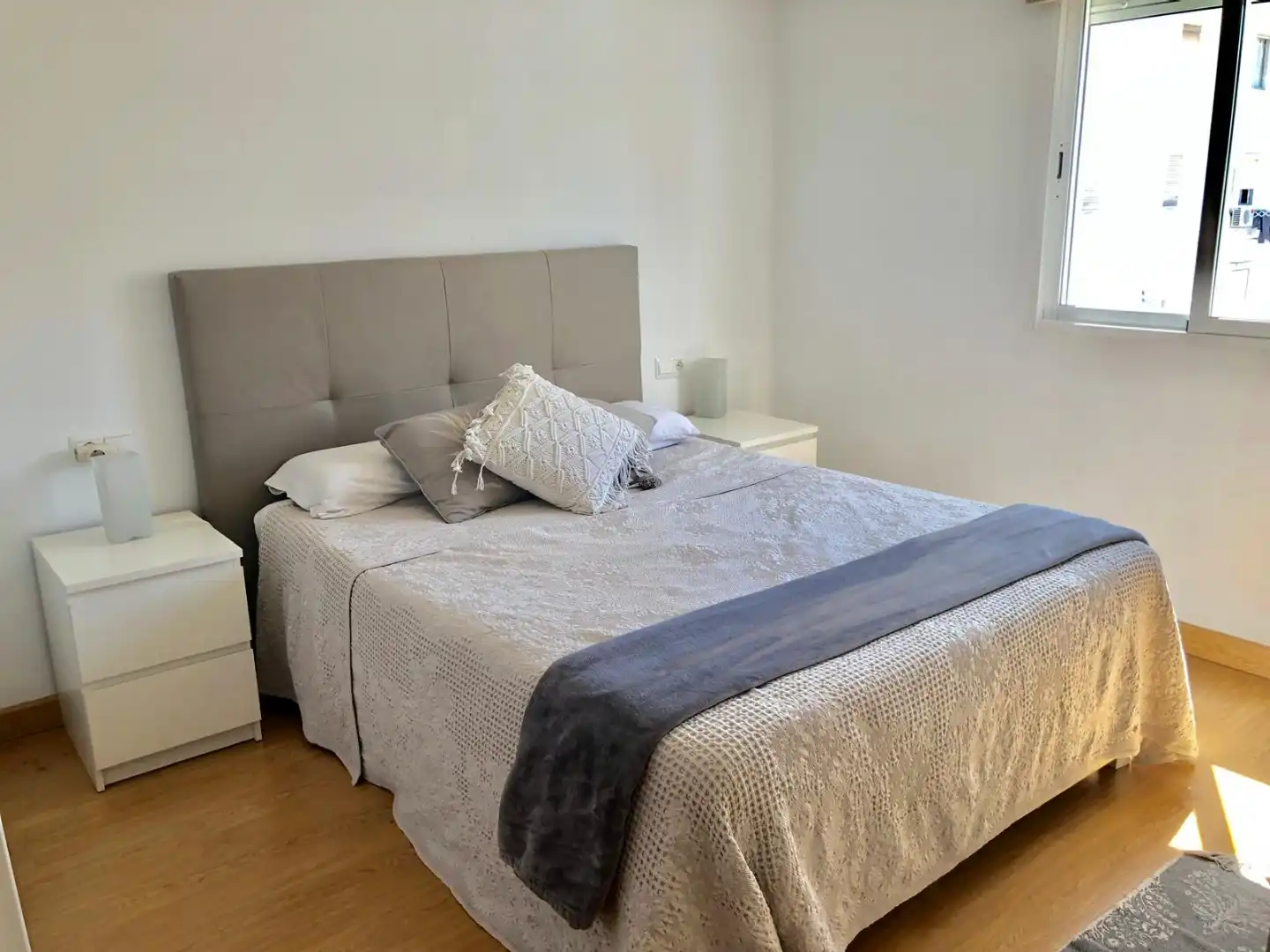 Wohnung zur Miete in Carrer de L'escultor Josep Capuz, 10, Mont-Olivet