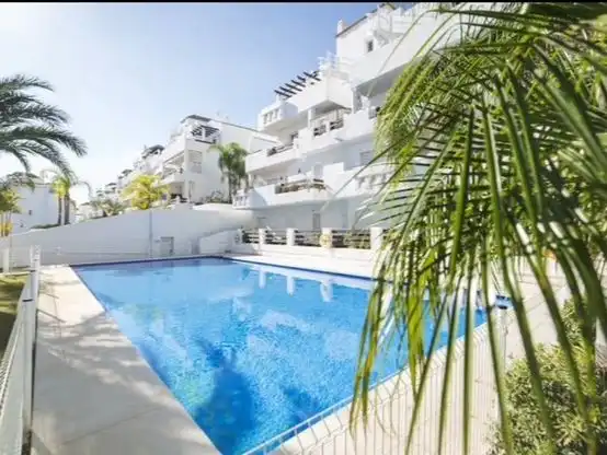 Habitació a Calle Villa Borghese, 3, Valle Romano Golf Vista exterior de Apartament per a compartir en Estepona amb Aire condicionat, Calefacció i Terrassa