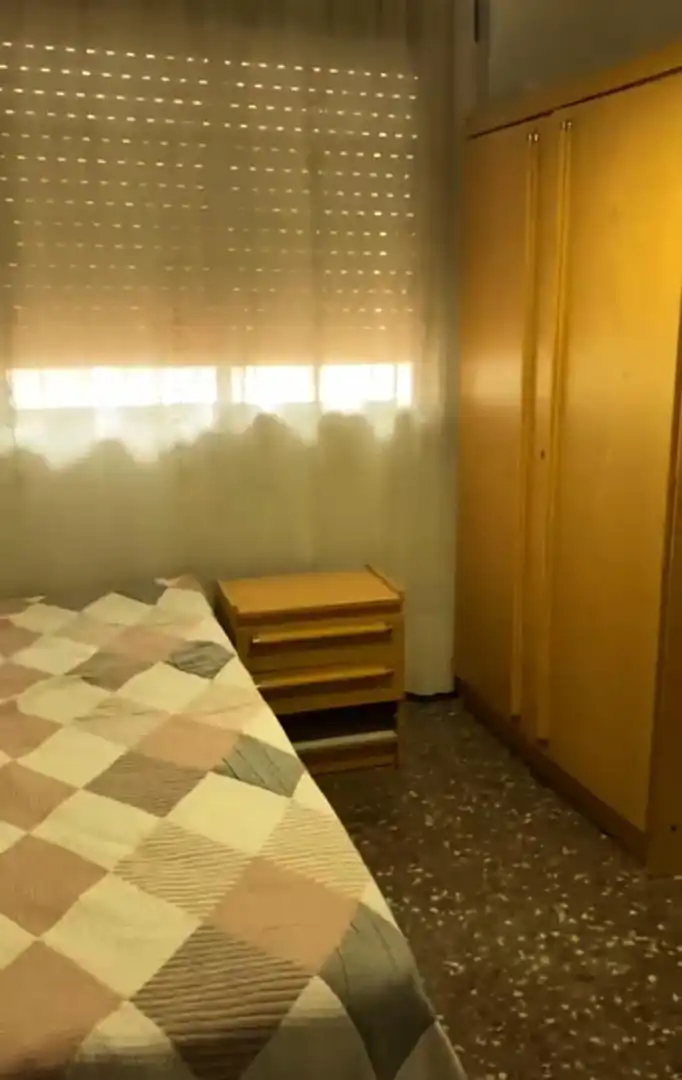 Habitación de Piso de alquiler en Murcia con Aire acondicionado, Amueblado y Videoportero