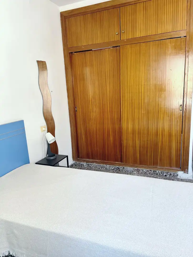 Habitación de Piso de alquiler en Murcia con Aire acondicionado, Amueblado y Videoportero