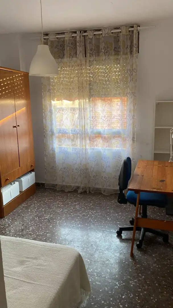 Habitación de Piso de alquiler en Murcia con Aire acondicionado, Amueblado y Videoportero