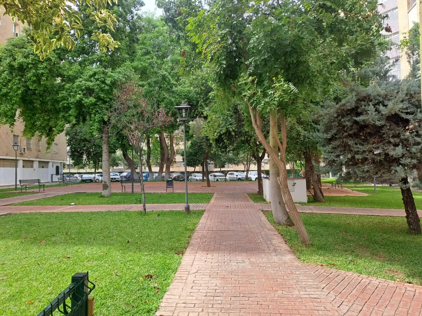 Piso de alquiler en Avenida Eduardo Dato, 45, La Buhaira Vista exterior de Piso de alquiler en Sevilla Capital con Aire acondicionado