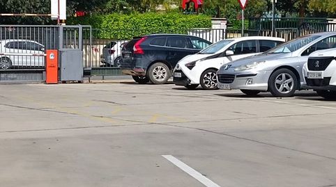 Piso de alquiler en Avenida Eduardo Dato, 45, La Buhaira, Sevilla Capital - imagen 5 Foto 5 de Piso de alquiler en Avenida Eduardo Dato, 45, La Buhaira, Sevilla Capital