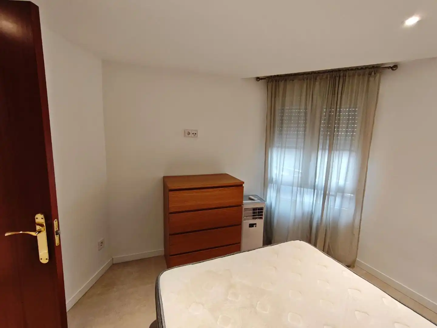Apartamento de alquiler en Calle de Ramón de Aguinaga, 15, Fuente del Berro Habitación de Apartamento de alquiler en Madrid con Aire acondicionado, Calefacción y Terraza