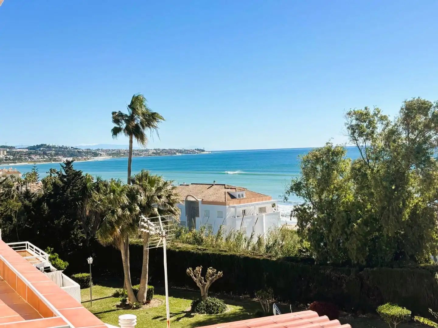 Exterior view of Flat for sale in Mijas  with Terrace, Swimming Pool and Balcony