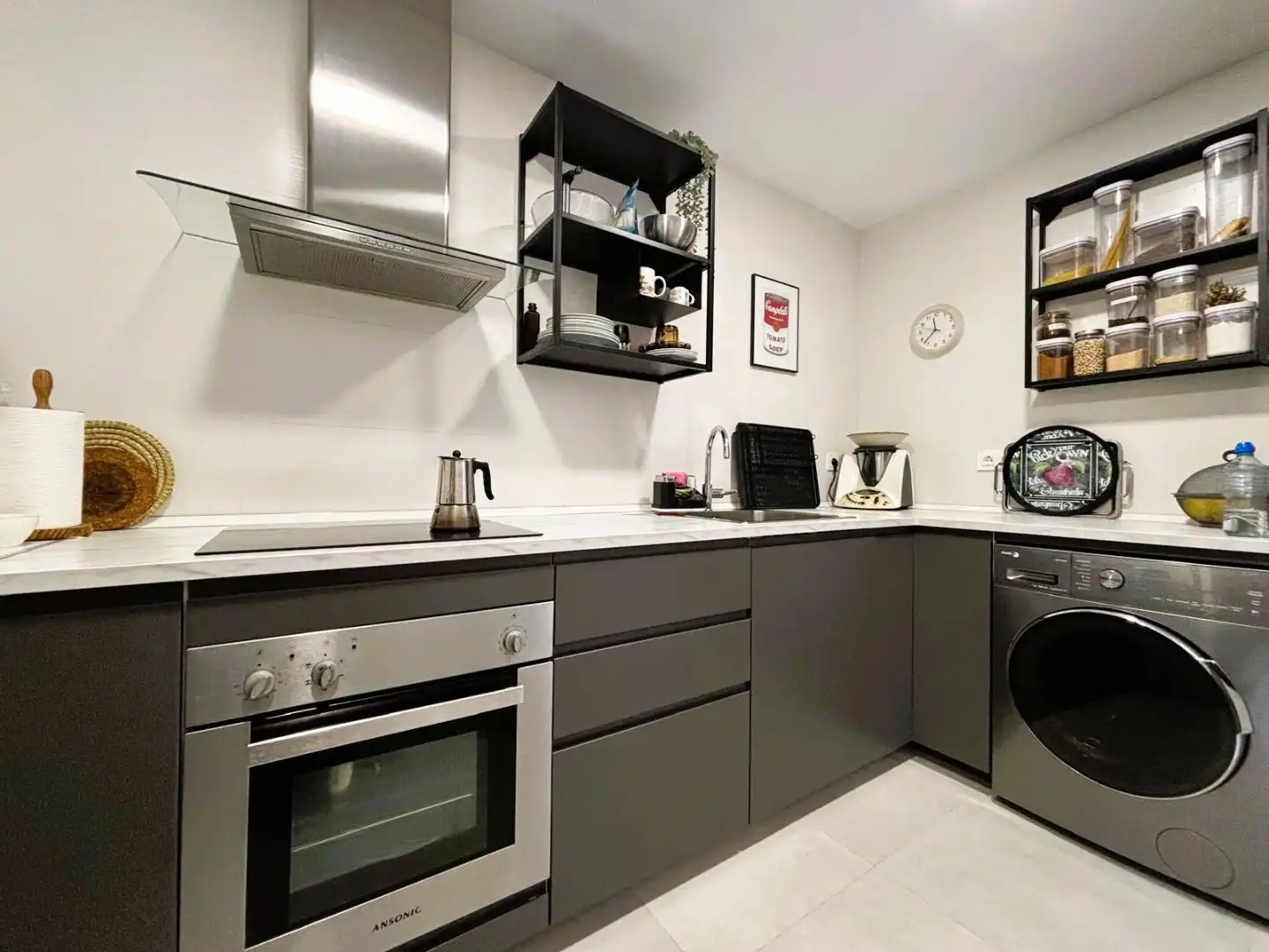 Kitchen of Flat for sale in Mijas  with Terrace, Swimming Pool and Balcony