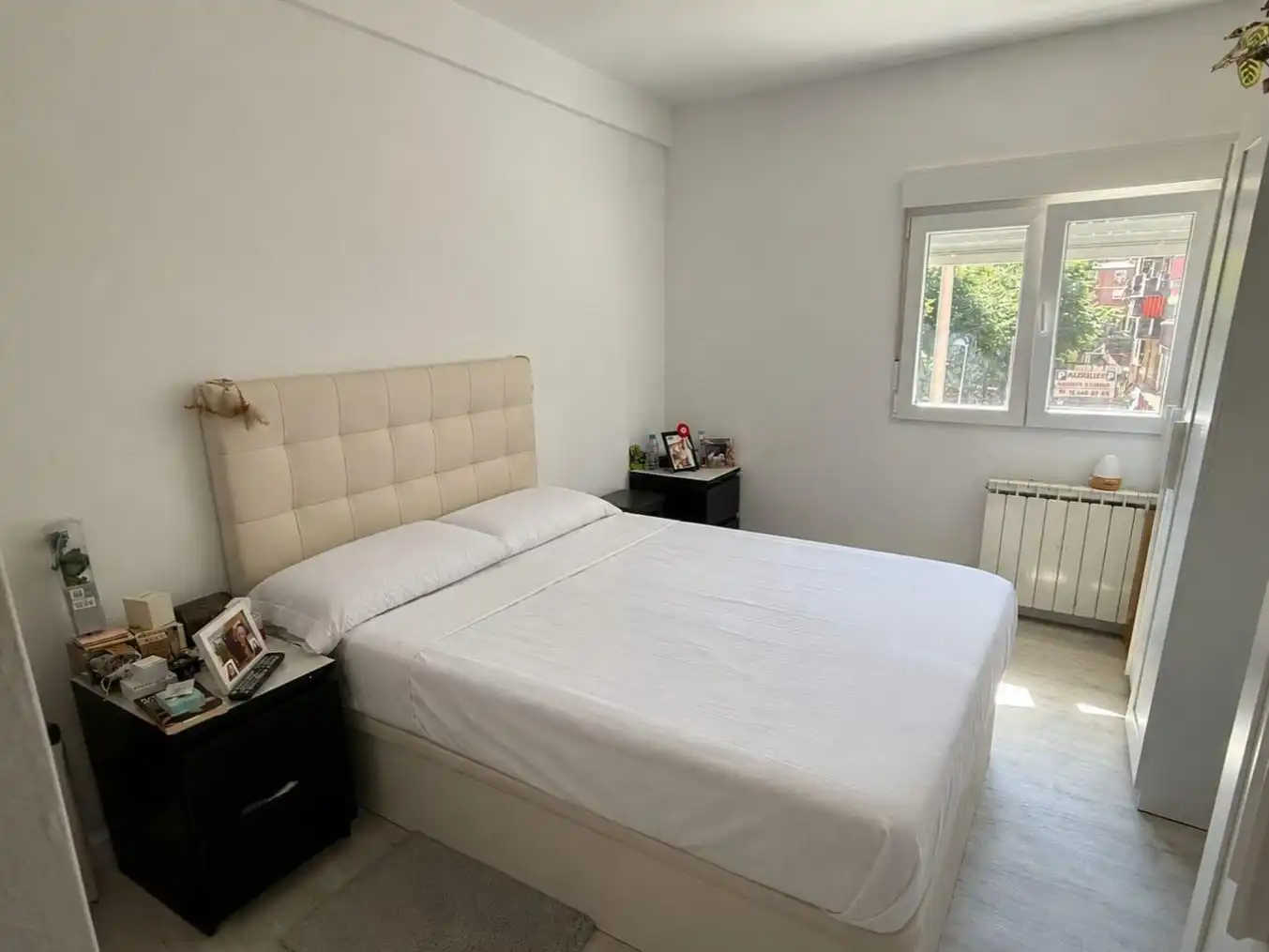 Dormitori de Pis en venda en  Madrid Capital amb Aire condicionat i Terrassa
