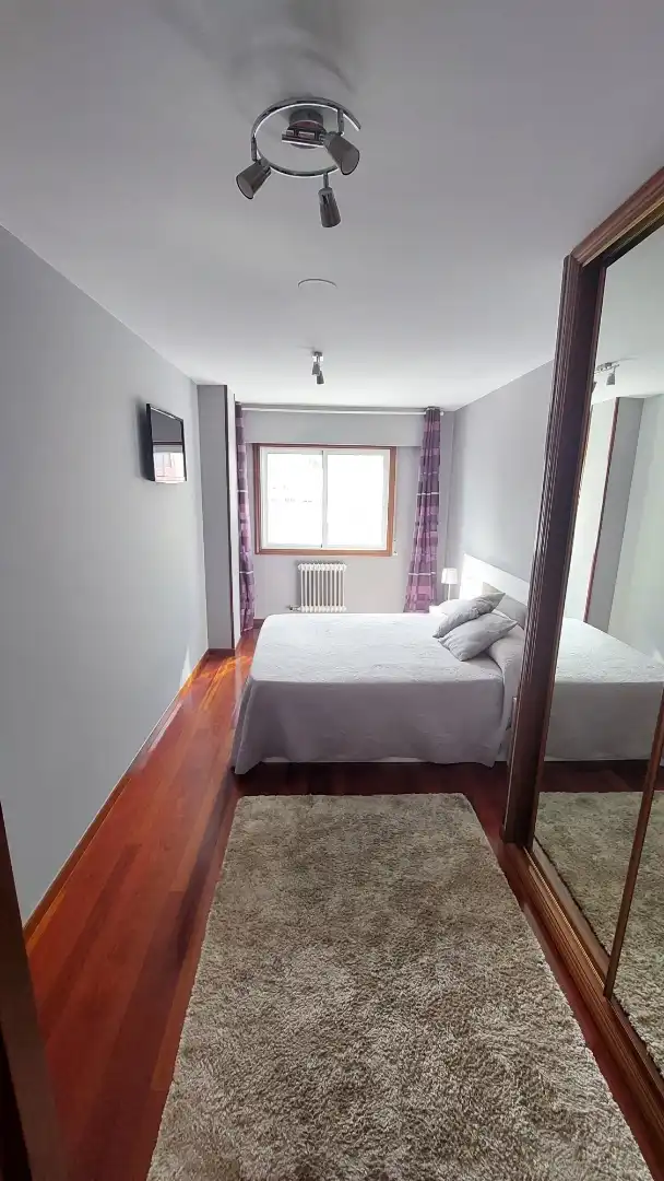 Piso de alquiler en Camiño Das Abilleiras, 2, Zona Fernández Ladreda Habitación de Piso de alquiler en Pontevedra Capital con Balcón