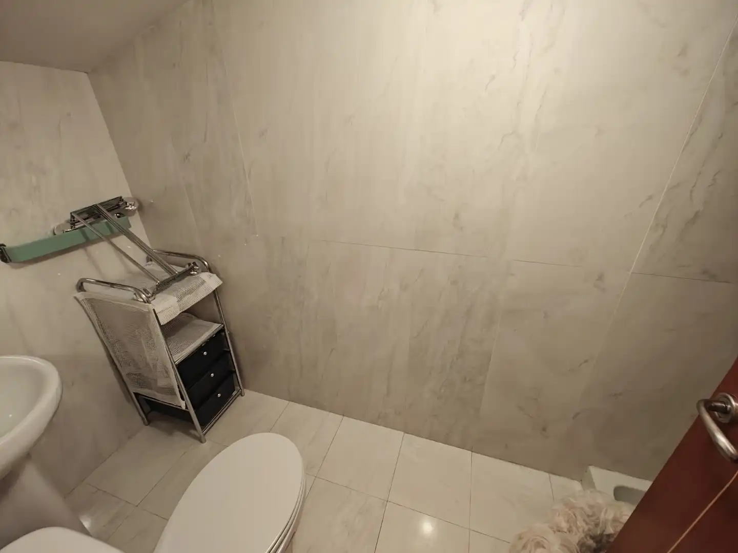 Casa adosada en venta en Calle Merchán, 11, Peleagonzalo Baño de Casa adosada en venta en Peleagonzalo con Amueblado, Horno y Lavadora