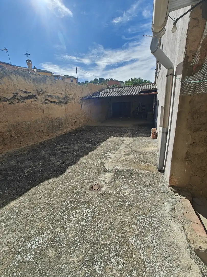 Casa adosada en venta en Calle Merchán, 11, Peleagonzalo Casa adosada en venta en Peleagonzalo con Amueblado, Horno y Lavadora