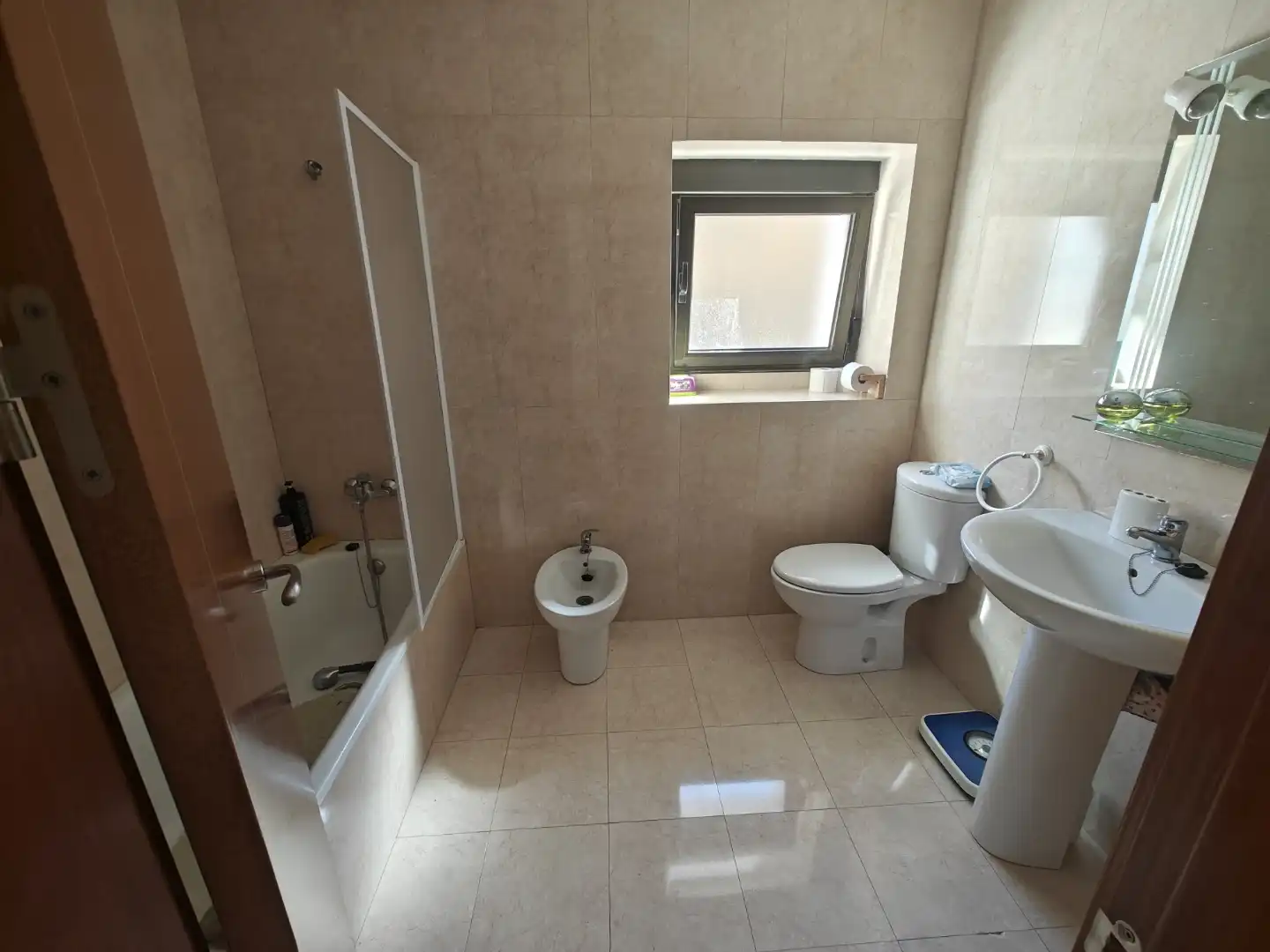 Casa adosada en venta en Calle Merchán, 11, Peleagonzalo Baño de Casa adosada en venta en Peleagonzalo con Amueblado, Horno y Lavadora