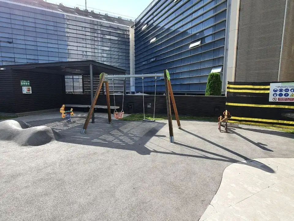 Terrace of Flat for sale in  Barcelona Capital  with Air Conditioner, Terrace and Swimming Pool