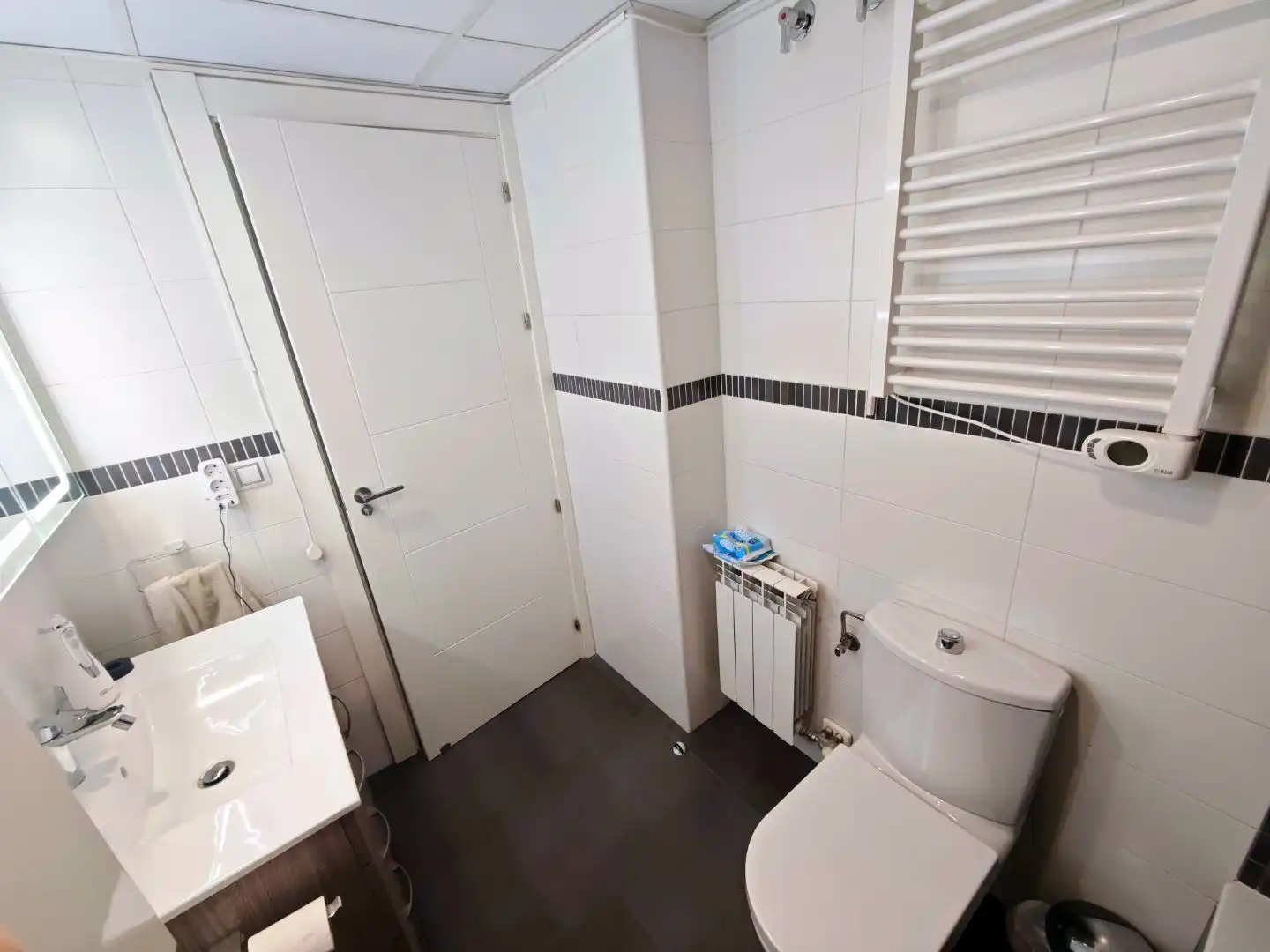 Baño de Piso en venta en Cuarte de Huerva con Aire acondicionado, Calefacción y Terraza