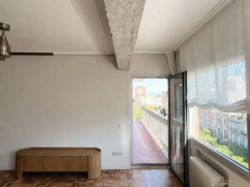 Flat for rent in Calle de Francos Rodríguez, 49, Bellas Vistas Balcony of Flat for rent in Madrid with Air Conditioner, Heating and Parquet flooring