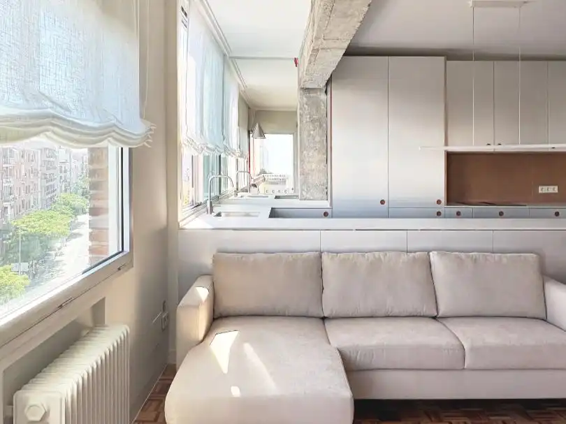 Flat for rent in Calle de Francos Rodríguez, 49, Bellas Vistas Living room of Flat for rent in Madrid with Air Conditioner, Heating and Parquet flooring