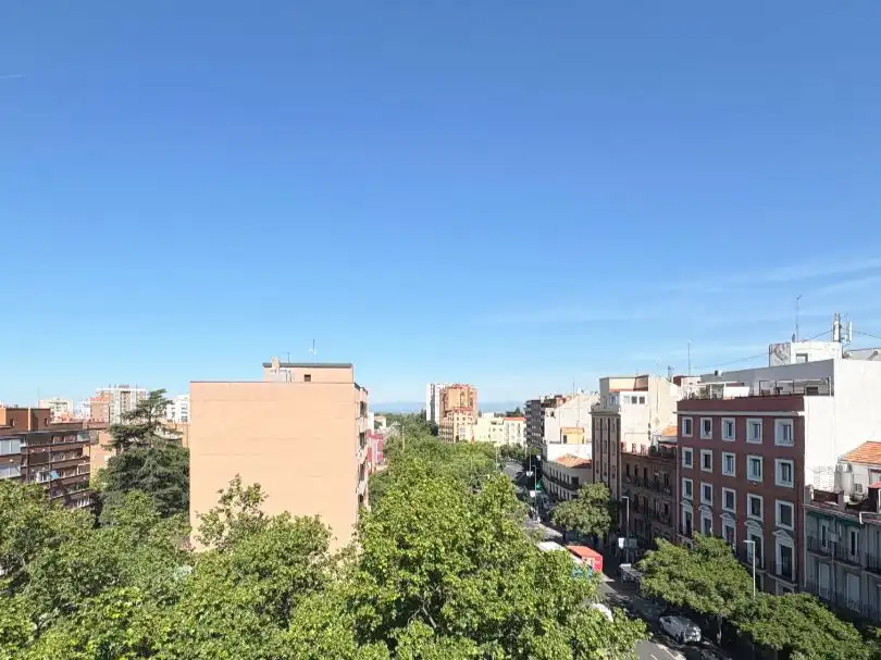 Flat for rent in Calle de Francos Rodríguez, 49, Bellas Vistas Exterior view of Flat for rent in Madrid with Air Conditioner, Heating and Parquet flooring