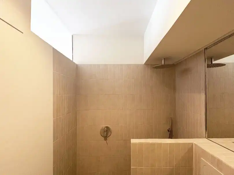 Flat for rent in Calle de Francos Rodríguez, 49, Bellas Vistas Bathroom of Flat for rent in Madrid with Air Conditioner, Heating and Parquet flooring