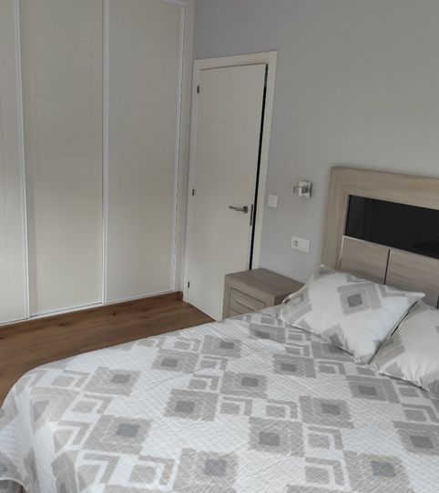 Apartamento de alquiler en Rúa San Pedro, 53, Monforte de Lemos, Lugo - imagen 2 Foto 2 de Apartamento de alquiler en Rúa San Pedro, 53, Monforte de Lemos, Lugo