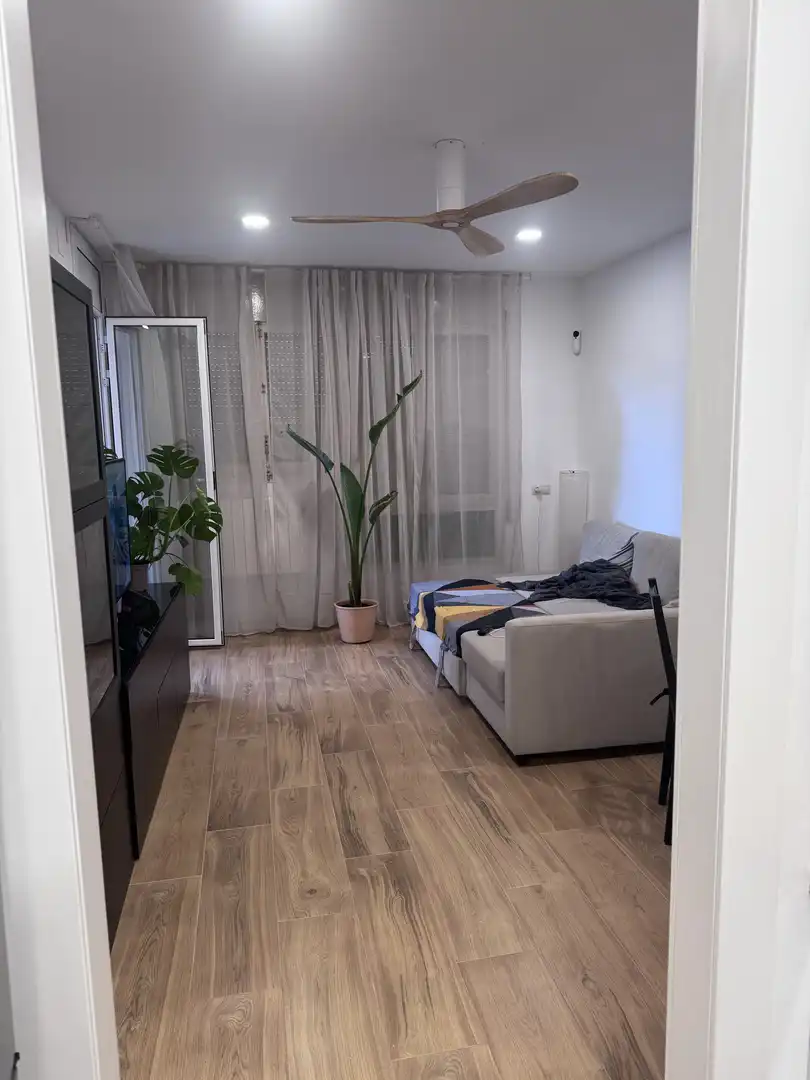 Habitació a Carrer de l'Abat Escarré, 12, Concòrdia