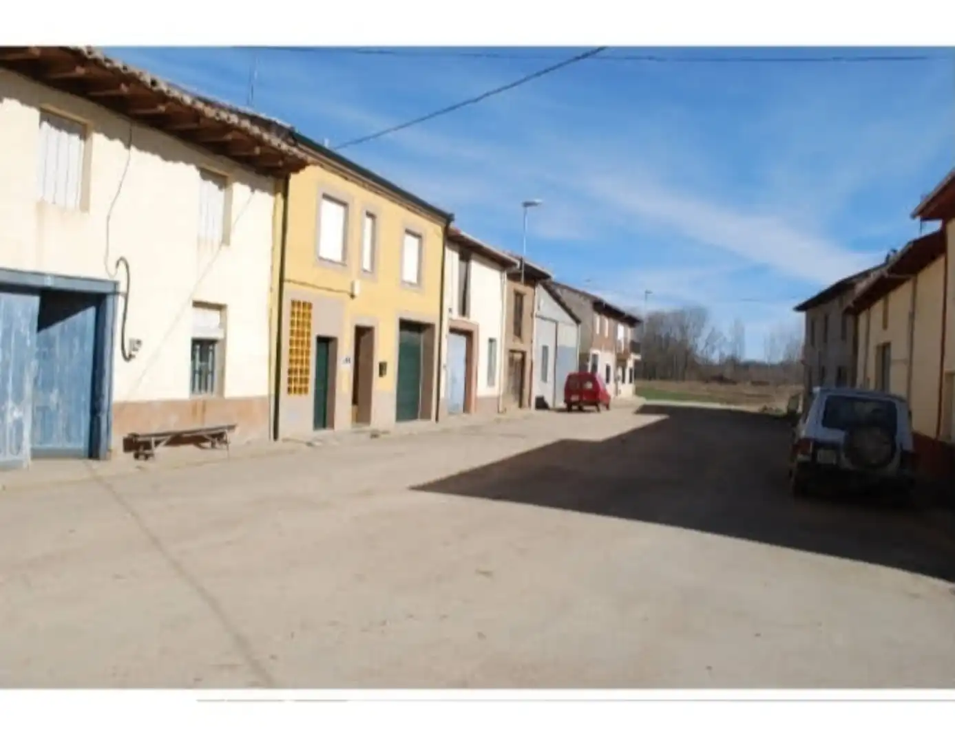 Vista exterior de Casa adosada en venta en San Cristóbal de la Polantera con Trastero