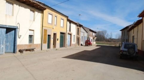 Foto 2 de Casa adosada en venta en Calle Río-vi, 3, San Cristóbal de la Polantera, León