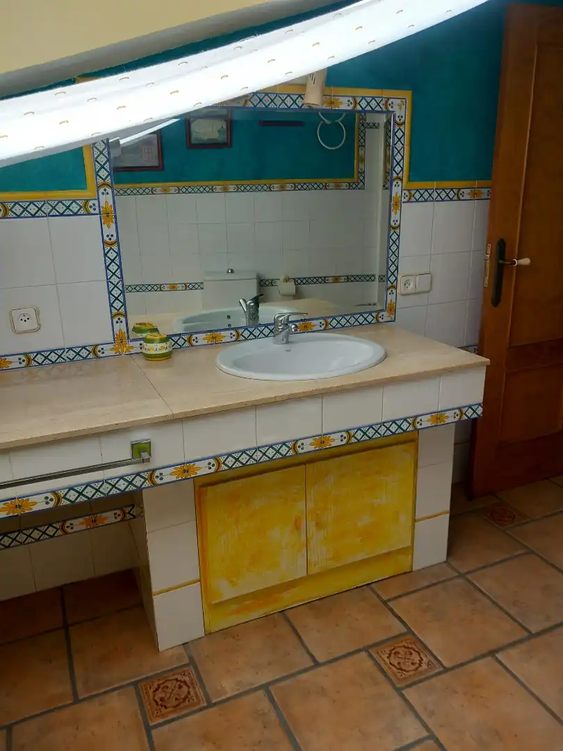 Bany de Pis en venda en La Puerta de Segura amb Aire condicionat, Calefacció i Terrassa
