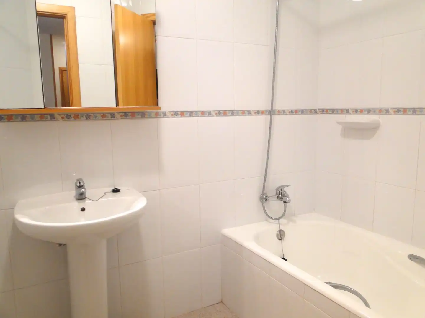 Bathroom of Flat for rent in  Palma de Mallorca  with Air Conditioner, Heating and Furnished