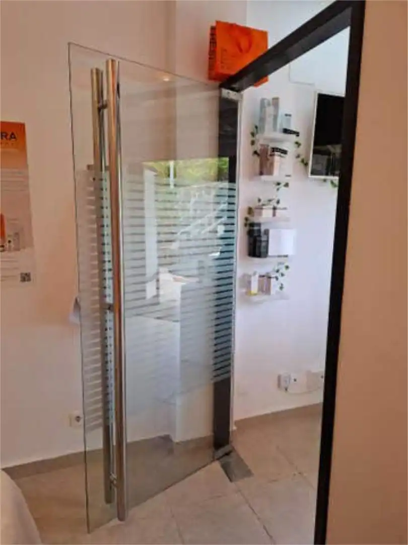 Baño de Local de alquiler en Adeje con Aire acondicionado