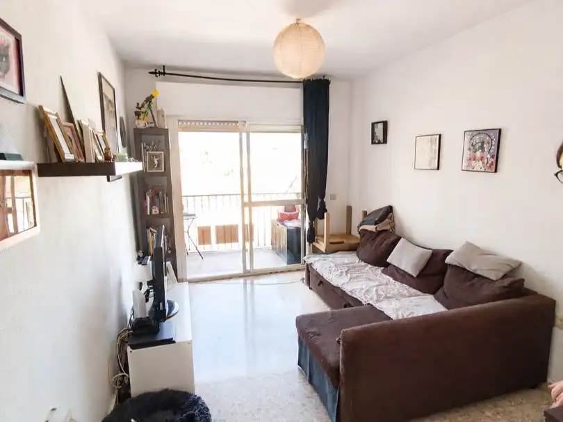 Sala d'estar de Pis en venda en Algeciras amb Terrassa