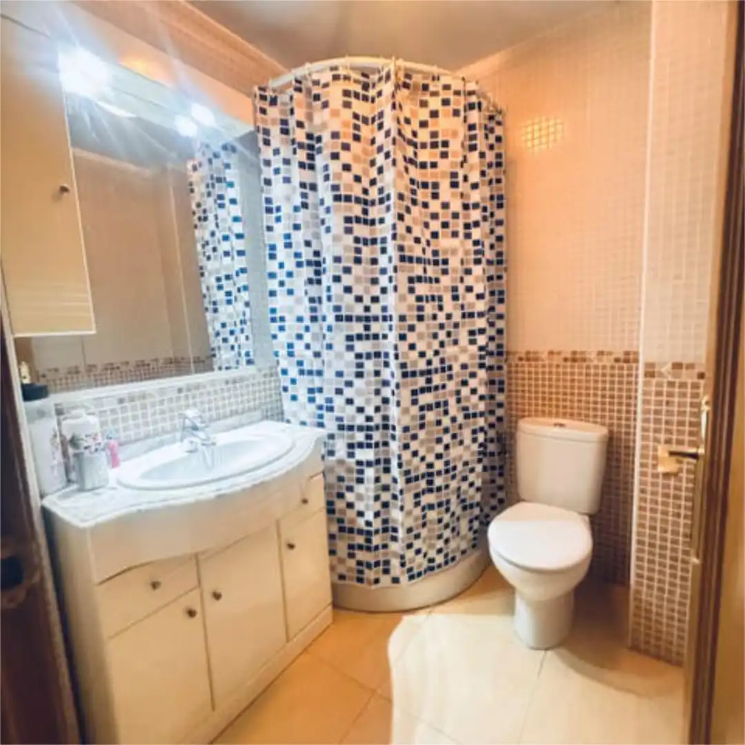Wohnung zum Verkauf in San Bartolomé de las Abiertas Badezimmer von Wohnung zum Verkauf in San Bartolomé de las Abiertas