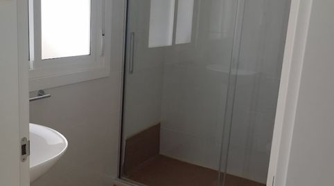 Einfamilien-Reihenhaus zur Miete in Rúa Río Traba, 20, Os Mallos, A Coruña Capital - Bild 3 Foto 3 von Einfamilien-Reihenhaus zur Miete in Rúa Río Traba, 20, Os Mallos, A Coruña Capital