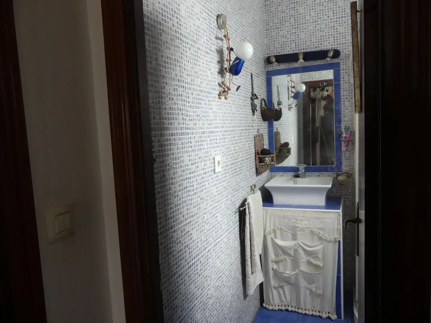 Einfamilien-Reihenhaus zum Verkauf in Calle Río Guadiana, 21, Puerto Deportivo Badezimmer von Einfamilien-Reihenhaus zum Verkauf in Chipiona mit Terrasse und Abstellraum