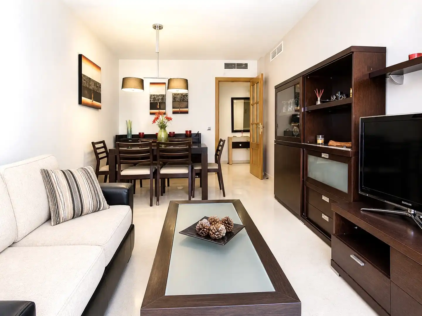 Wohnung zur Miete in Calle Andrómeda, 11, Málaga Capital Wohnzimmer von Wohnung zur Miete in Málaga Capital mit Klimaanlage, Terrasse und Schwimmbad