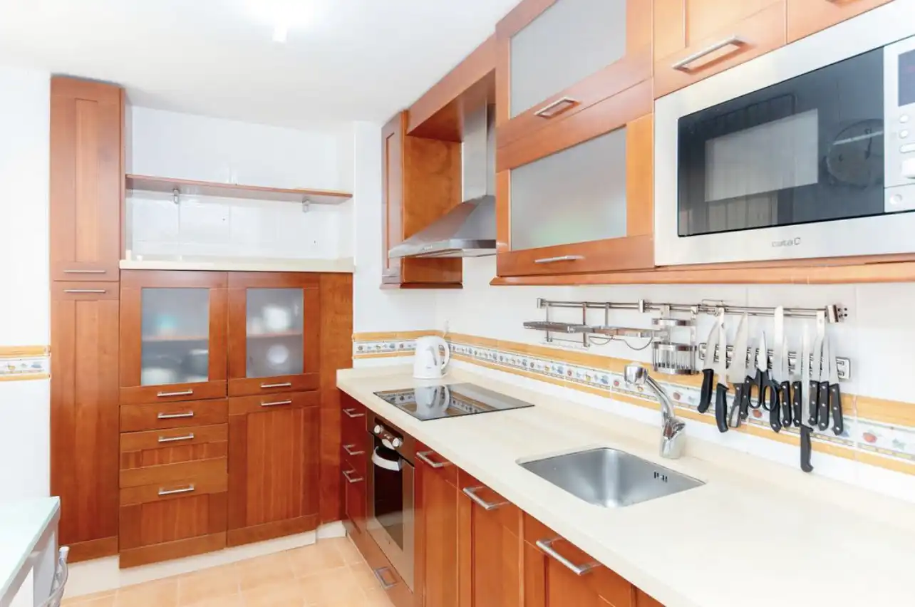 Wohnung zur Miete in Calle Andrómeda, 11, Málaga Capital Küche von Wohnung zur Miete in Málaga Capital mit Klimaanlage, Terrasse und Schwimmbad