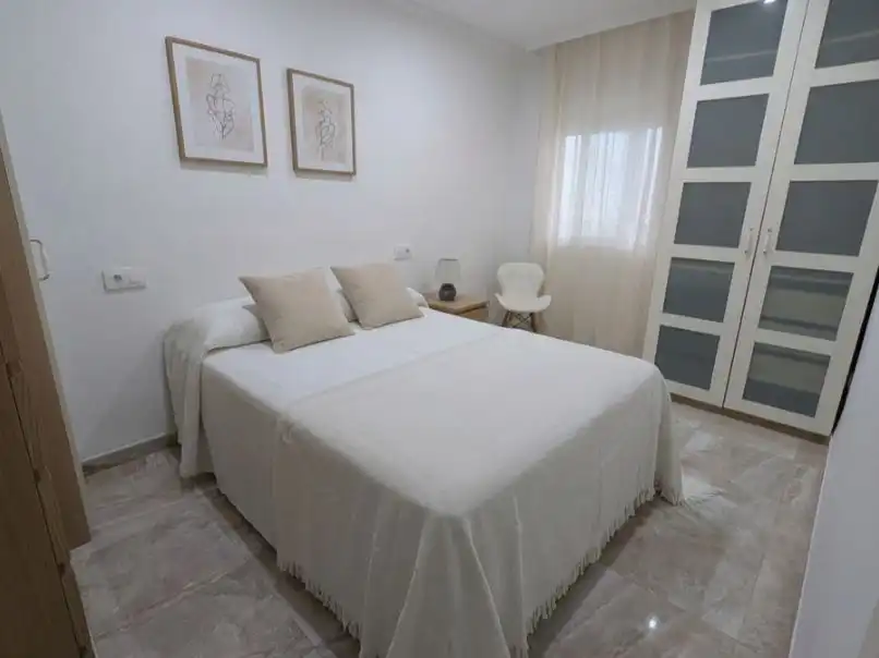 Bedroom of Apartments for rent in Córdoba  with Air Conditioner and Furnished