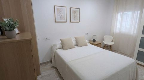 Foto 3 de Apartament de lloguer a Avenida de Los Almogávares, 28, Santa Rosa - Valdeolleros, Córdoba Capital